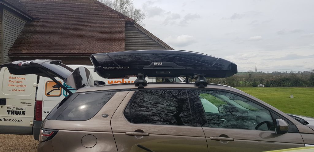 Landrover Discovery Sport XT XL Welwyn Roofbox Hire